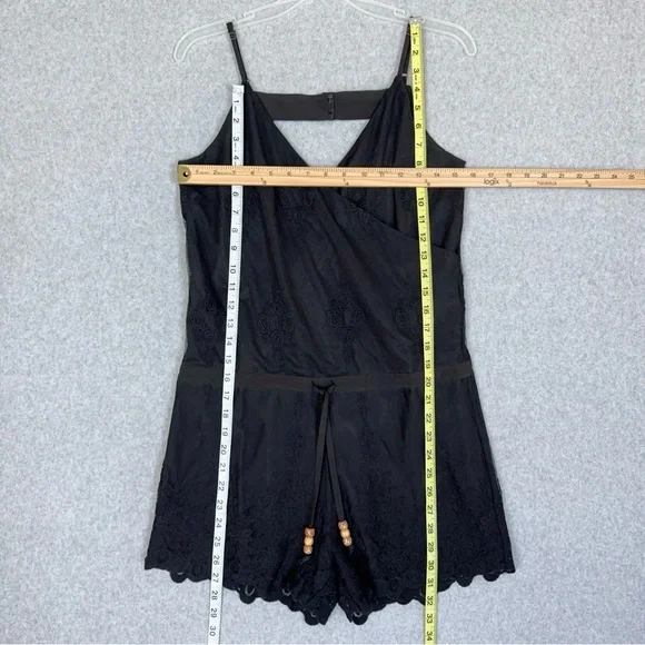 Chaser Romper Black Lace Size Small Spaghetti Straps Adjustable Cinch Waist NWT - Picture 14 of 16